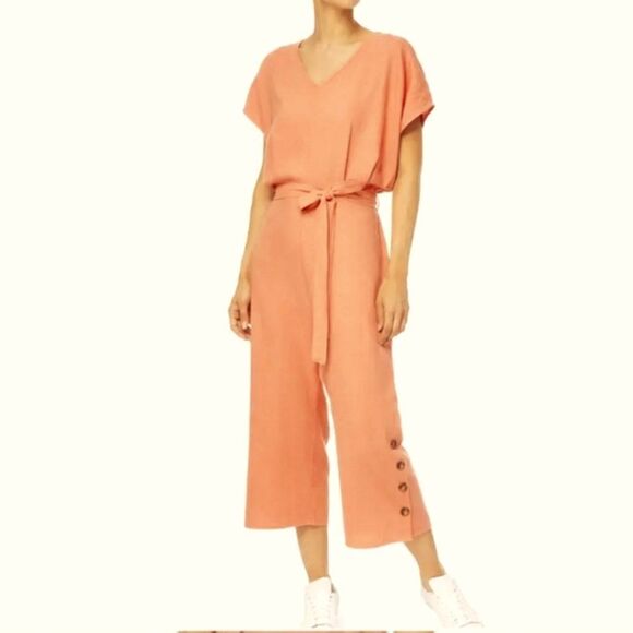 Kenzie orange linen blend v-neck dropped shoulder jumpsuit. - Picture 1 of 9
